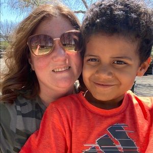 Meet your Posher, Lindsey